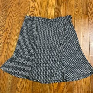 Express Medium Skirt